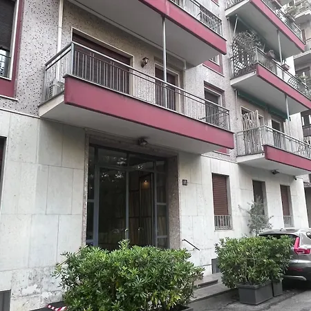 De Amicis アパート